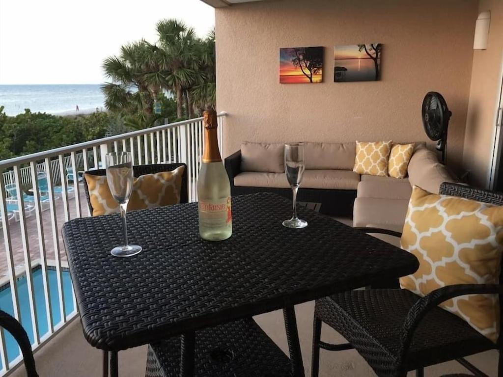 Ow 202 - Entire Oceanfront Condo - 2 Bedroom And 2 Bath Indian Rocks Beach Exterior photo