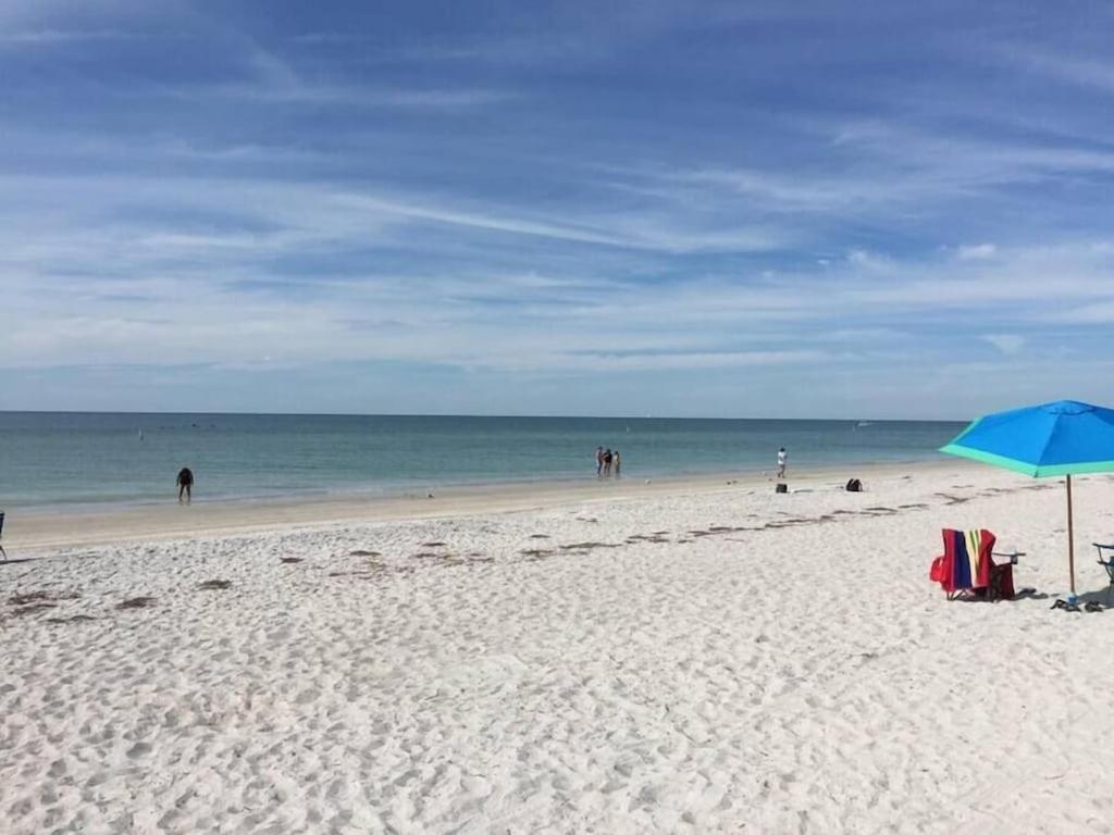 Ow 202 - Entire Oceanfront Condo - 2 Bedroom And 2 Bath Indian Rocks Beach Exterior photo